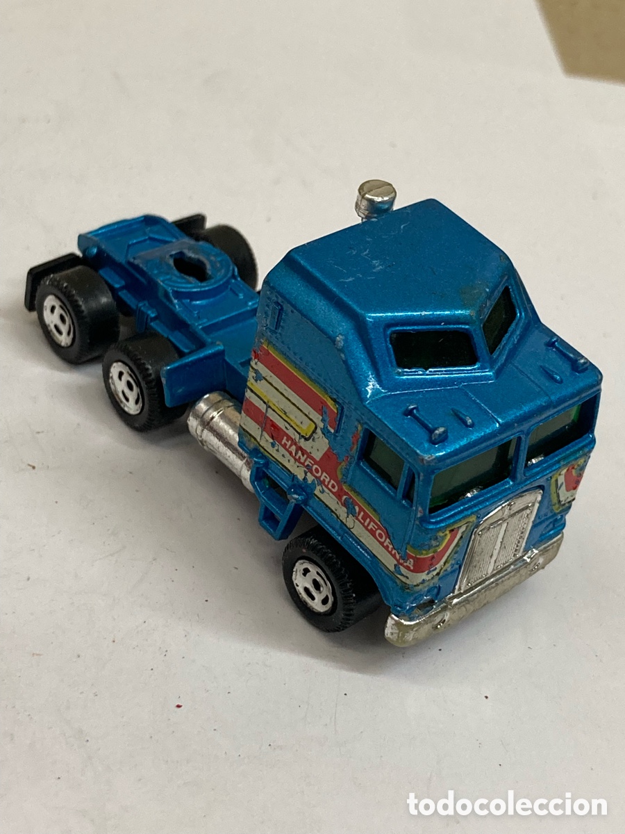 Coches a escala: cami&oacute;n miniatura Guisval Kenworth fabricado en Espa&ntilde;a, probablemente durante la d&eacute;cada de 1980.
