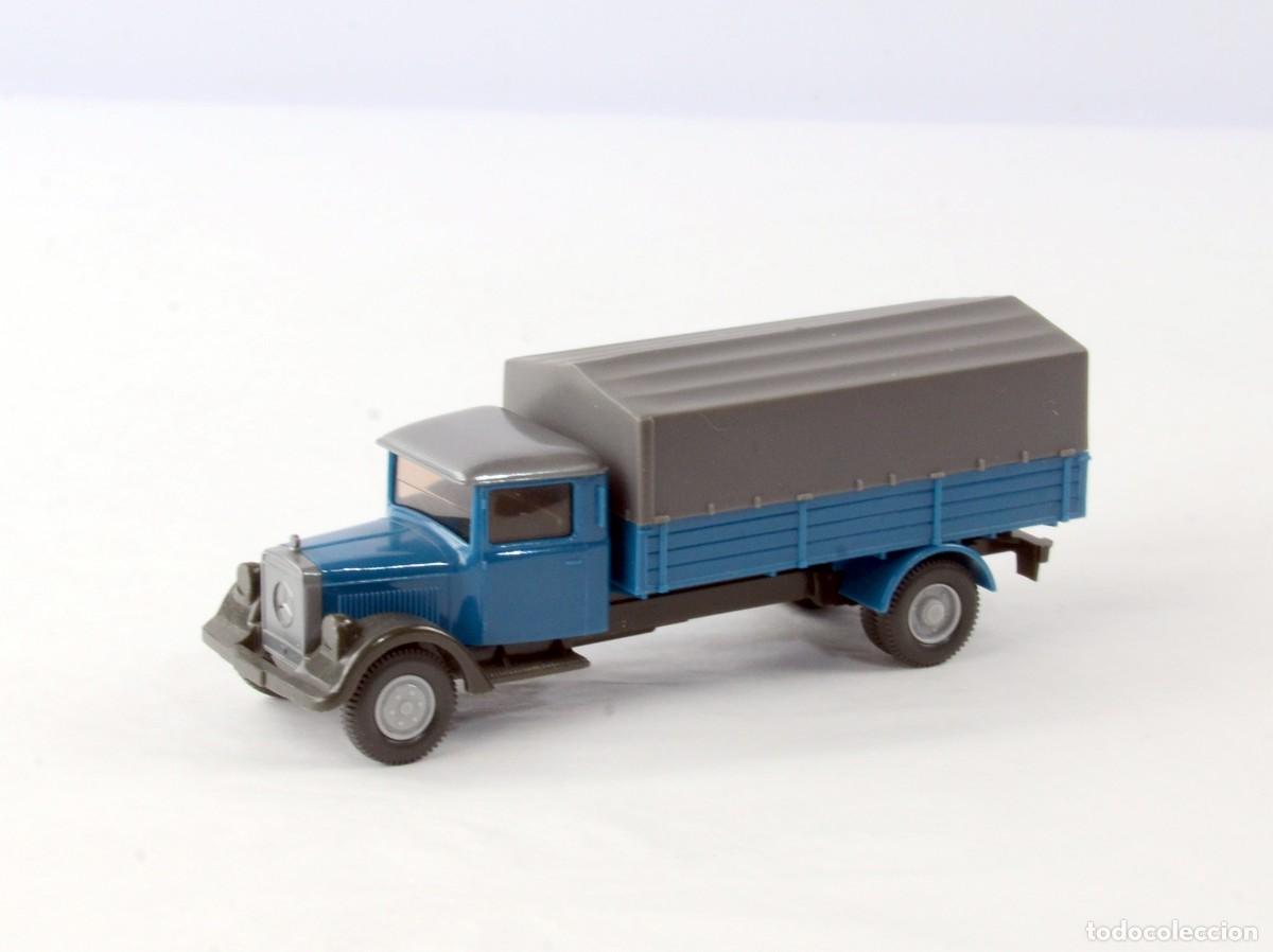 Coches a escala: Wiking Escala 1:87 H0 Cami&oacute;n Mercedes Benz L2500 Azul