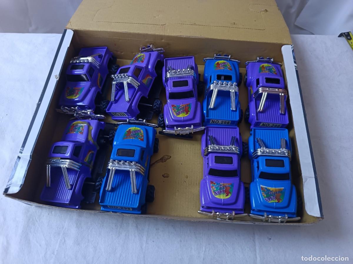 Coches a escala: Lote de 9 Coches de Juguete, en su caja