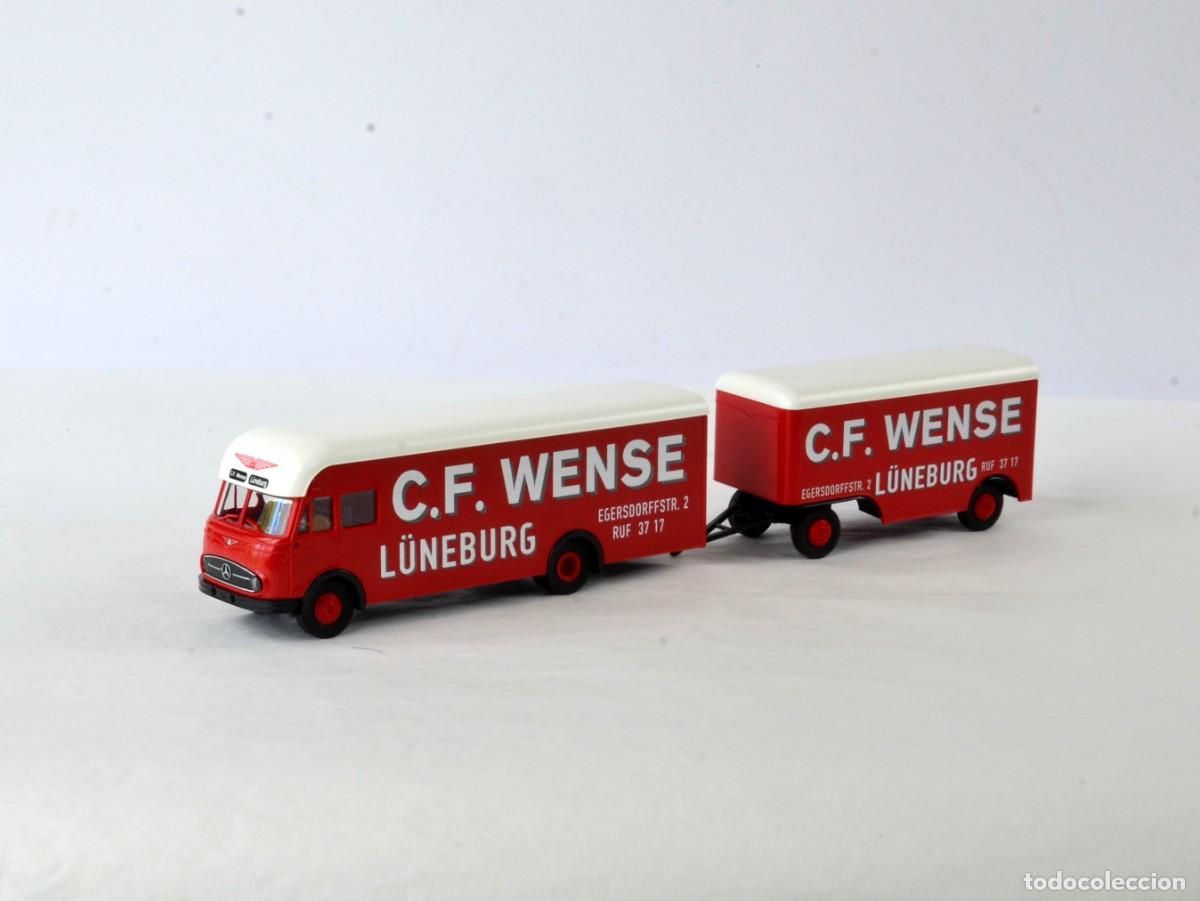 Coches a escala: Brekina Escala 1:87 H0 Cami&oacute;n Mercedes Benz LP322 con Remolque C.F.Wense Impecable con Caja