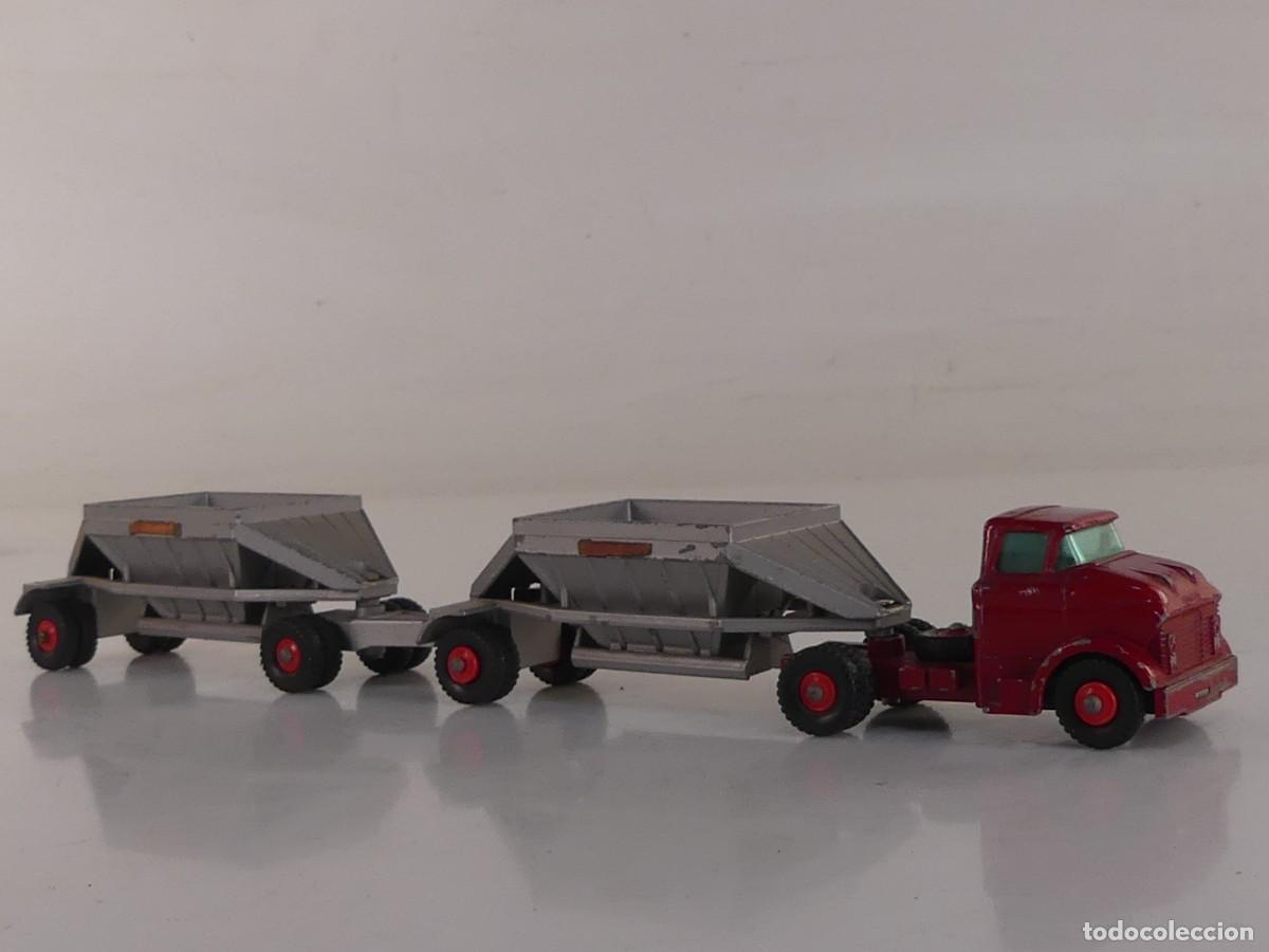 Auto in scala: MATCHBOX MAJOR PACK 4 FRUEHAUF HOPPER BY LESNEY