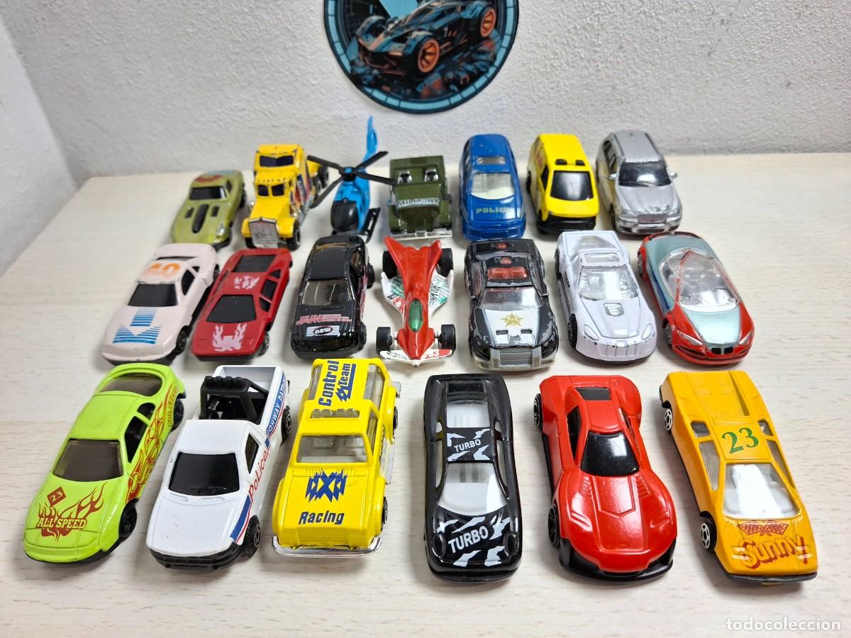 Coches a escala: Lote 20 Veh&iacute;culos tipo 1/64 N&ordm; 1-26