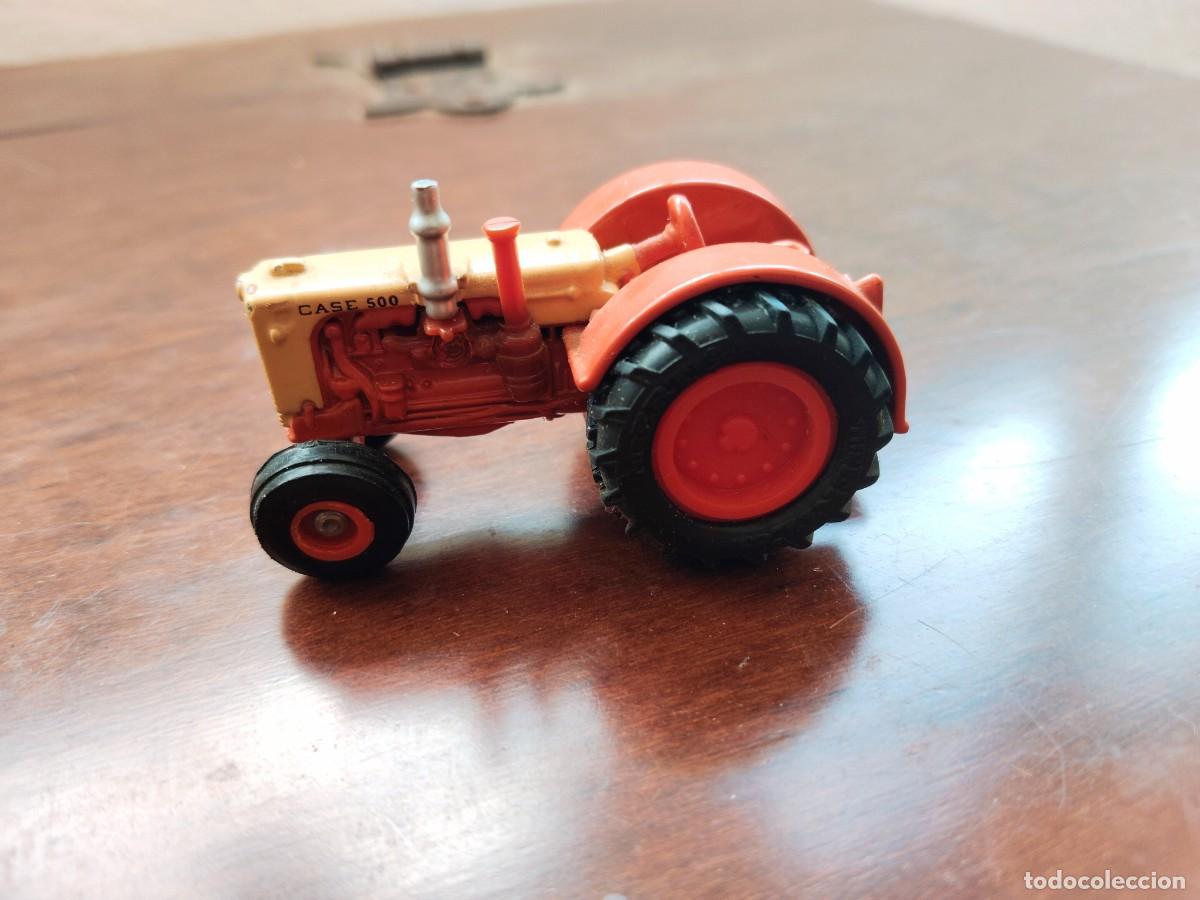 Model Cars: Tractor CASE 500. Dyersville Iowa, USA.