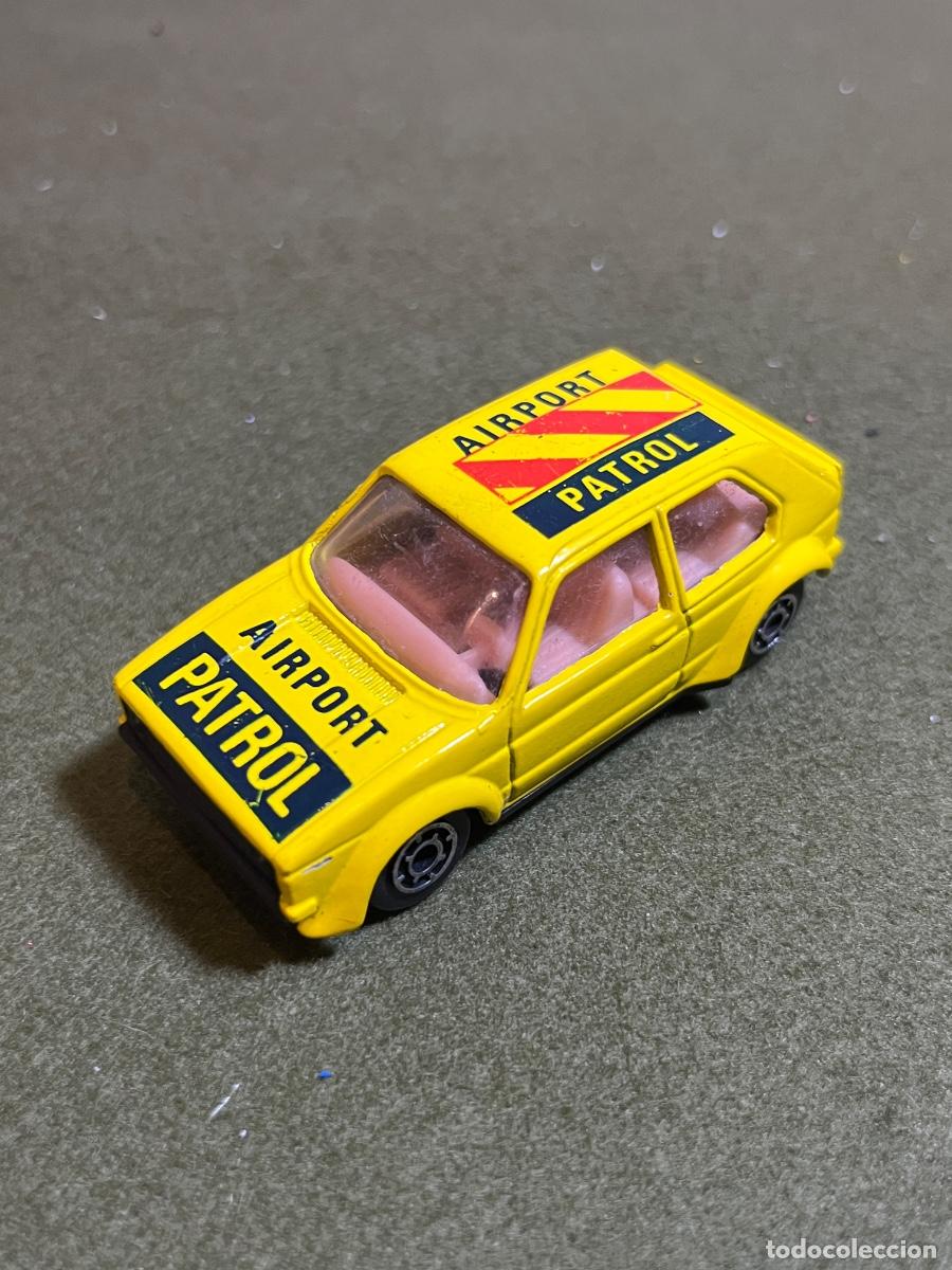 Model Cars: Coche miniatura Volkswagen Golf Mk1 Airport Patrol SOHI D-617 Made in Spain diecast vintage a&ntilde;os 80