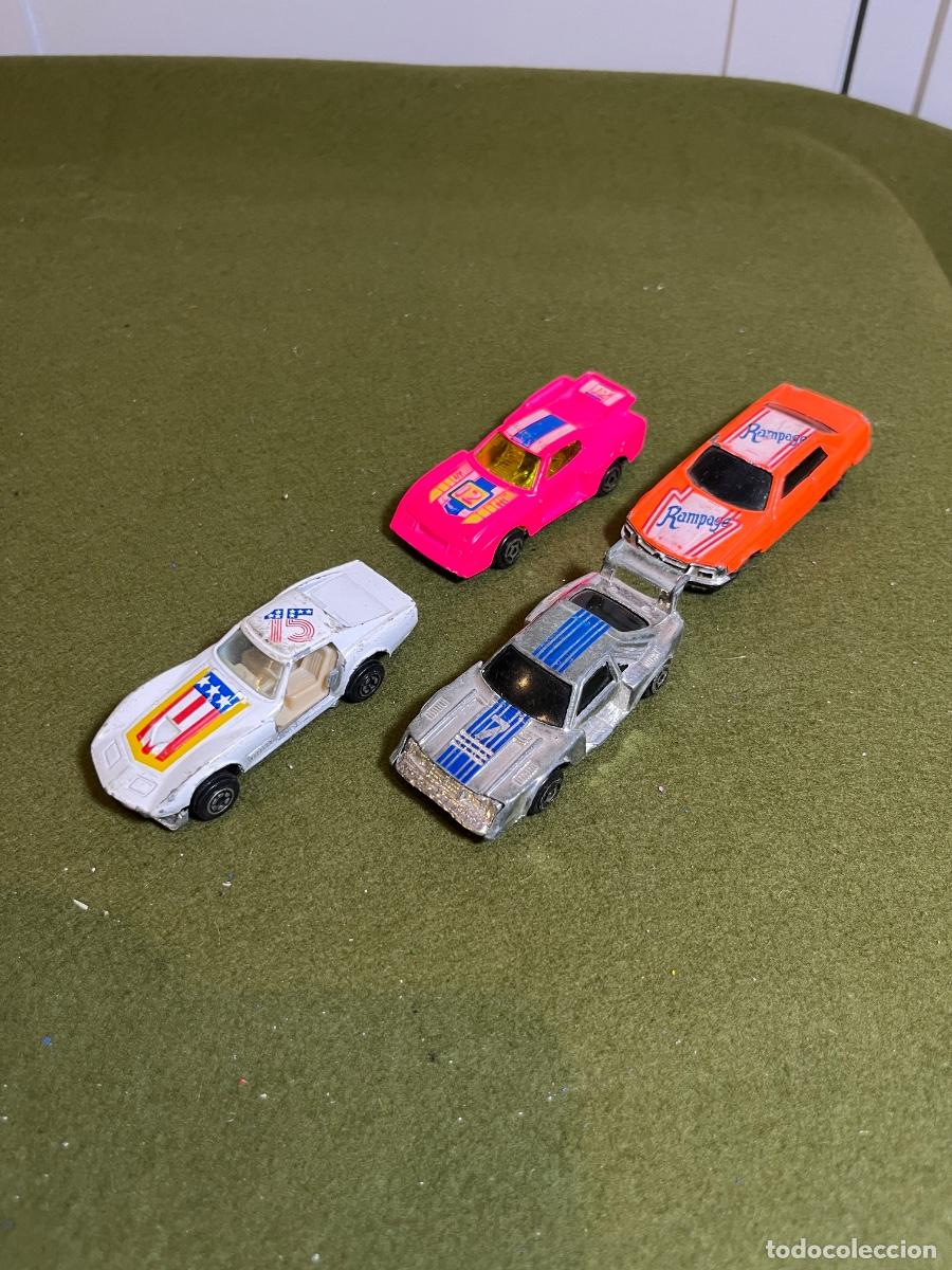 Voitures &agrave; l'&eacute;chelle: Lote 4 Coches Miniatura Vintage Die-Cast Made in China A&ntilde;os 80 Escala 1:64 Chasis Met&aacute;lico