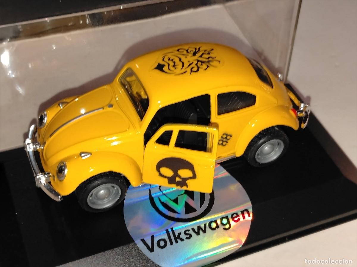 Auto in scala: COCHE VOLKSWAGEN BEETLE AMARILLO 1:32