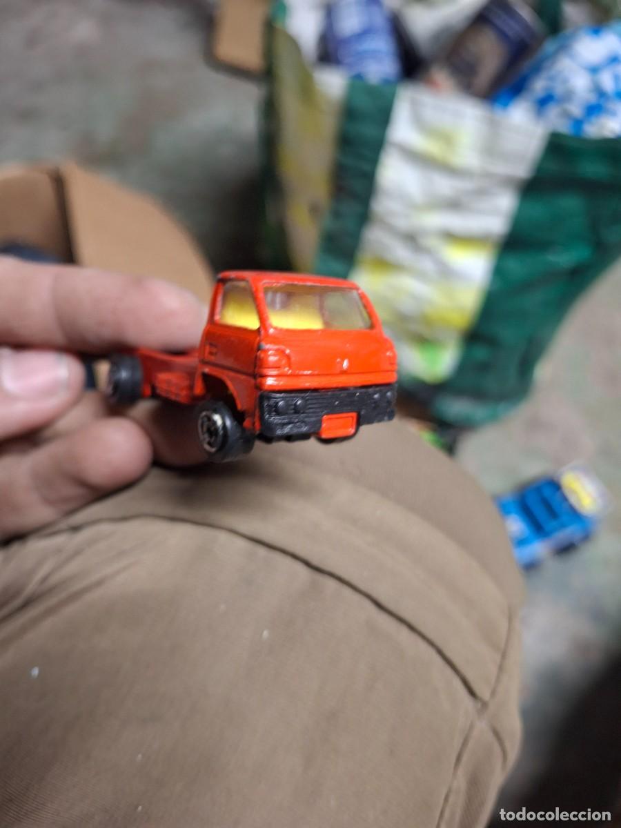 Coches a escala: Antiguo coche maqueta juguete escala r&eacute;plica made in china furgoneta Toyota Dyna