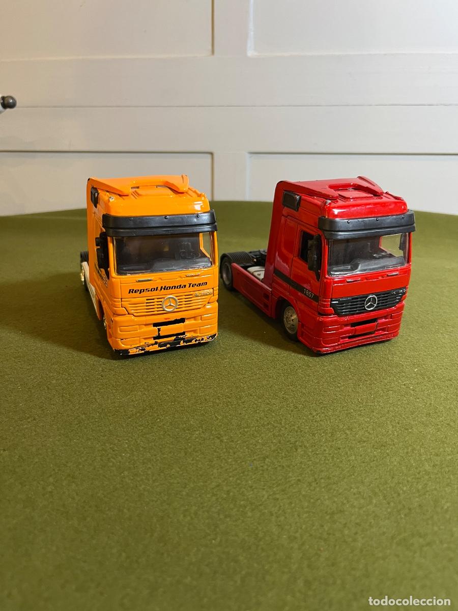 Model Cars: Lote de 2 cabezas tractoras Mercedes-Benz Actros 1857 miniatura met&aacute;lica camiones escala Repsol Hond
