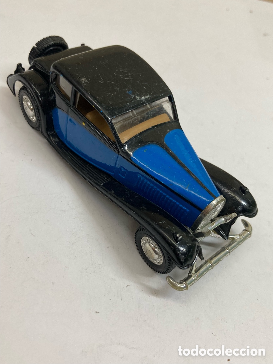 Coches a escala: Coche miniatura modelo a escala del Bugatti T-50 fabricado por Guisval