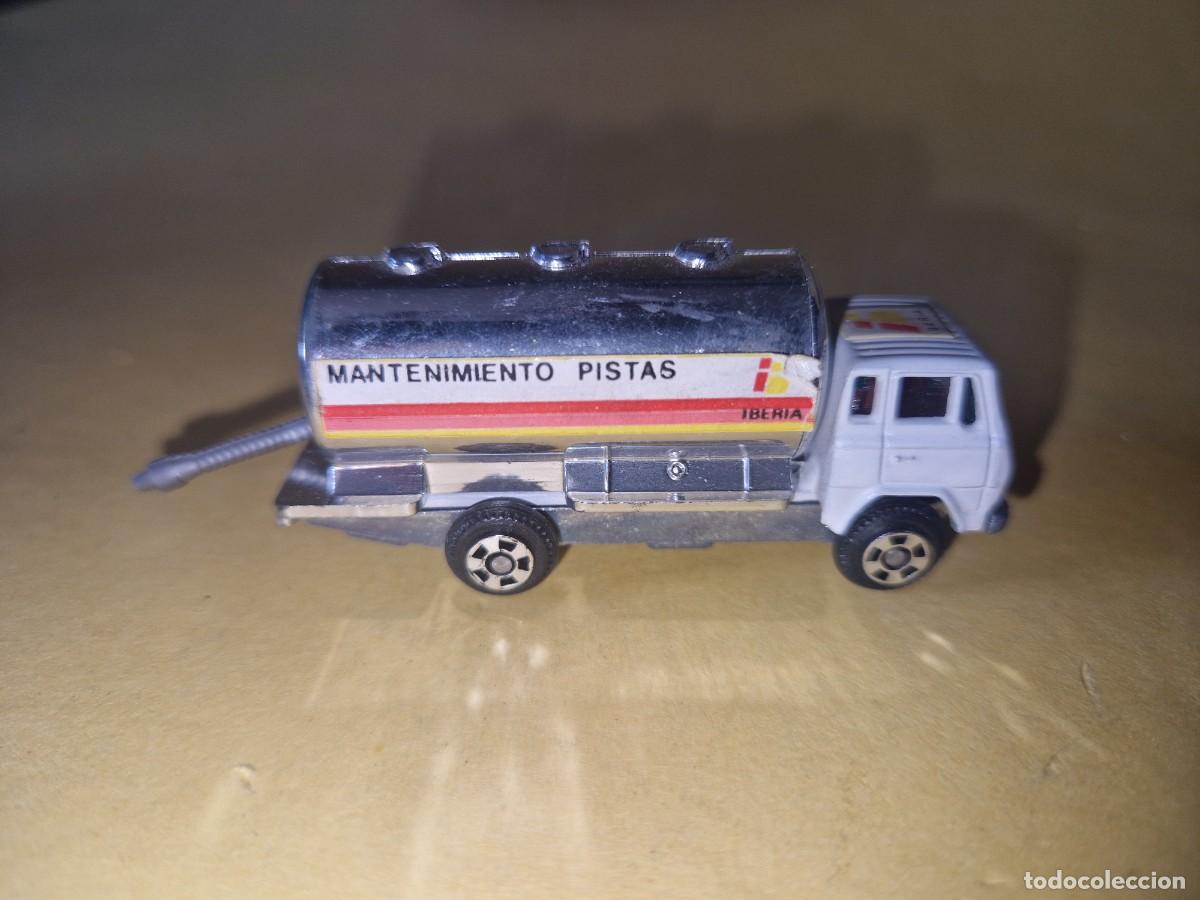 Coches a escala: CAMION MERCEDES BENZ IBERIA MANTENIMIENTO PISTA ANTIFUEGO CON MANGERA MARCA GUILOY, NUEVO