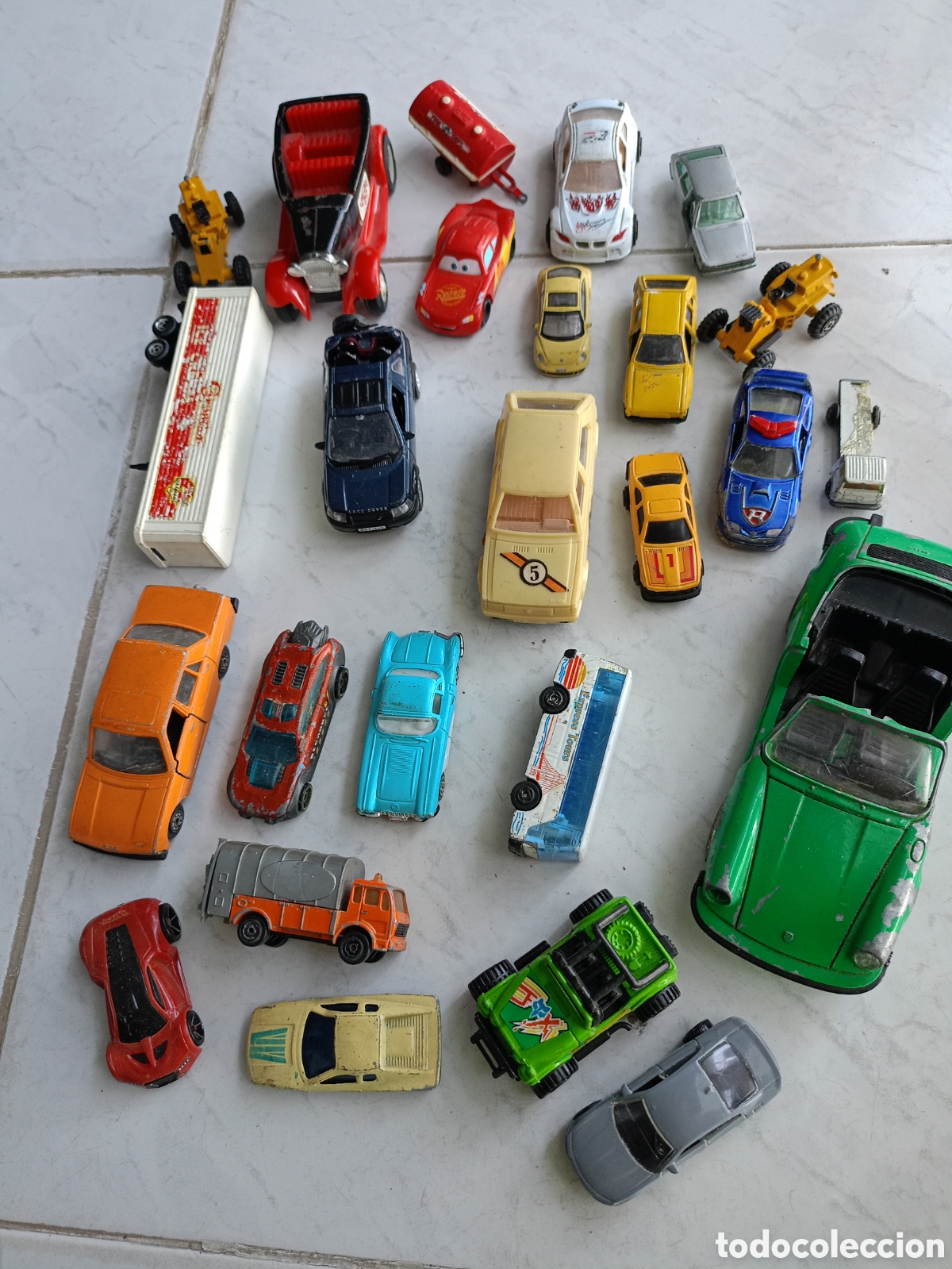 Coches a escala: Gran lote de coches diferentes modelos