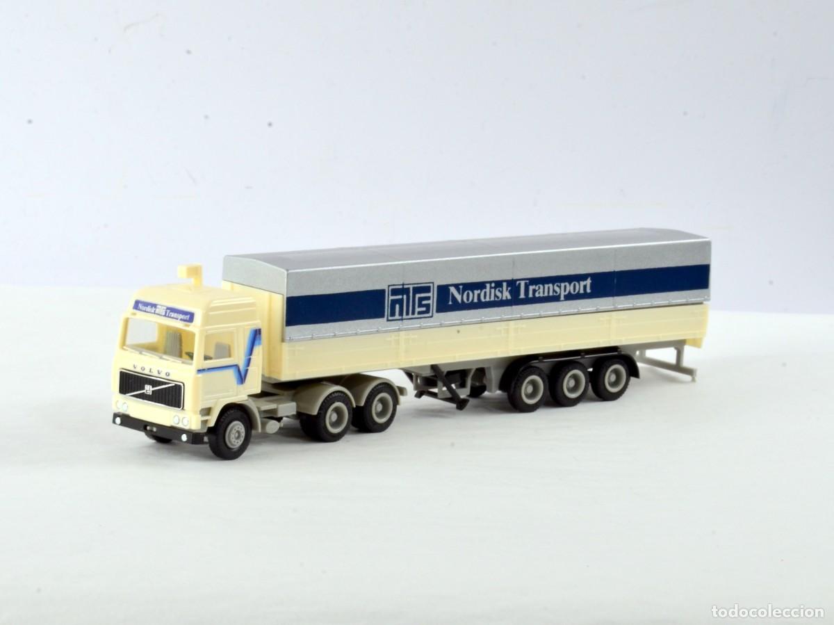 Coches a escala: Herpa Escala 1:87 H0 Cami&oacute;n Articulado Volvo F12 Globetrotter Nordisk Impecable con Caja