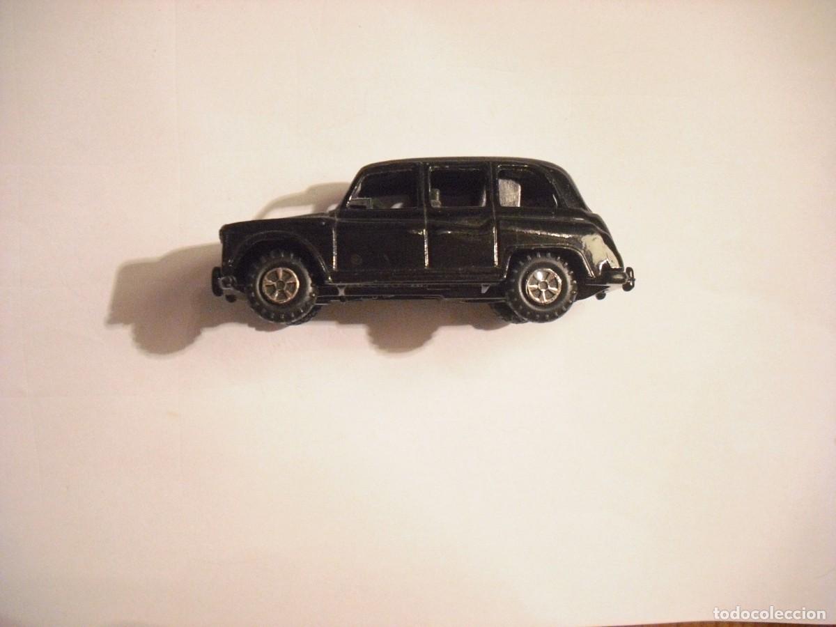 Coches a escala: COCHE TAXI NEGRO CLASICO DE LONDRES. METALICO
