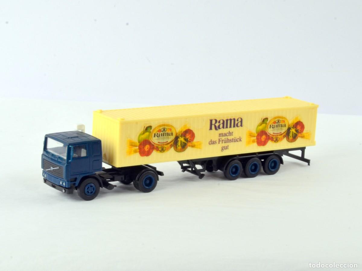 Coches a escala: Herpa Albedo Escala 1:87 H0 Cami&oacute;n Articulado Volvo F12 Rama con Caja