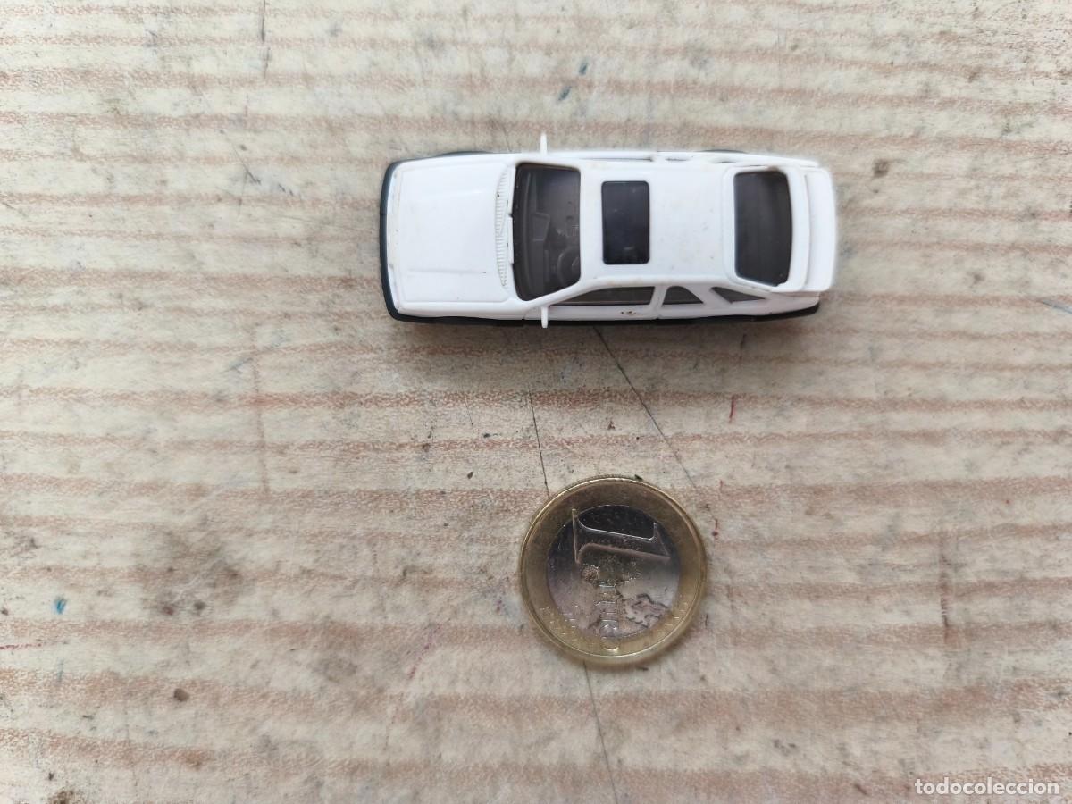 Coches a escala: Ford Sierra - Wiking