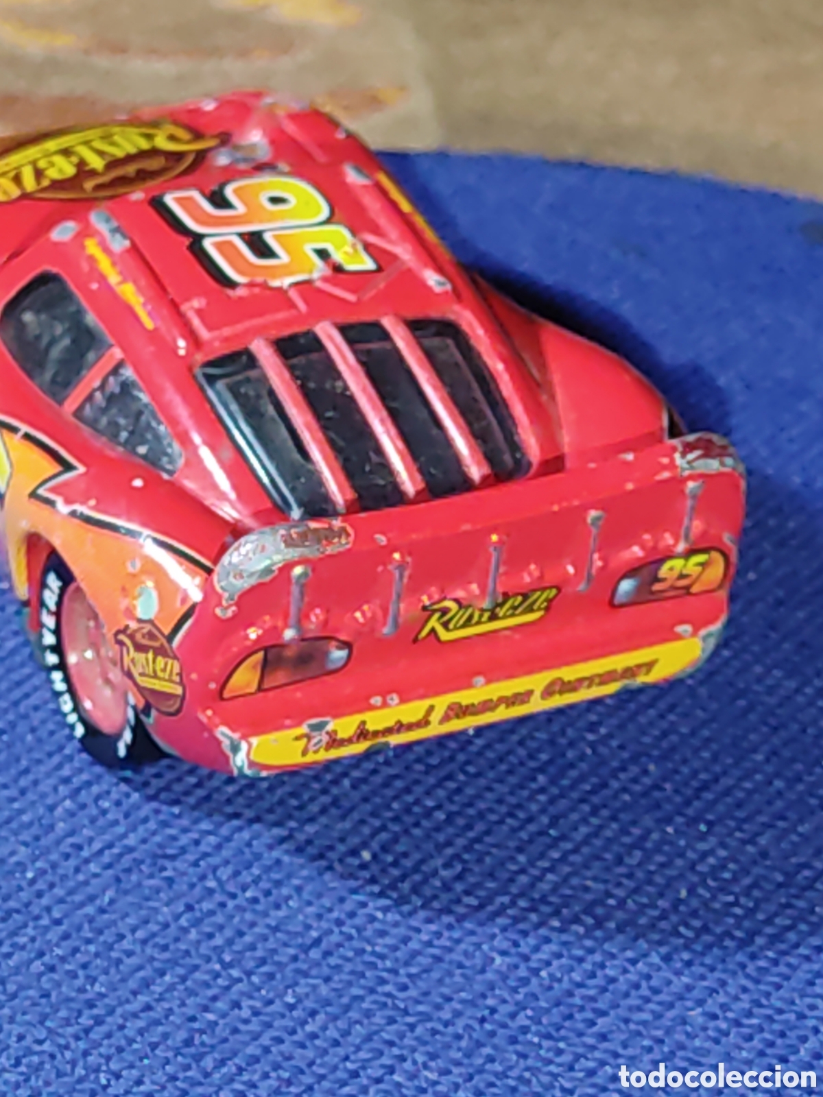 Coches a escala: Coche Rayo McQueen de Mattel - Foto 4