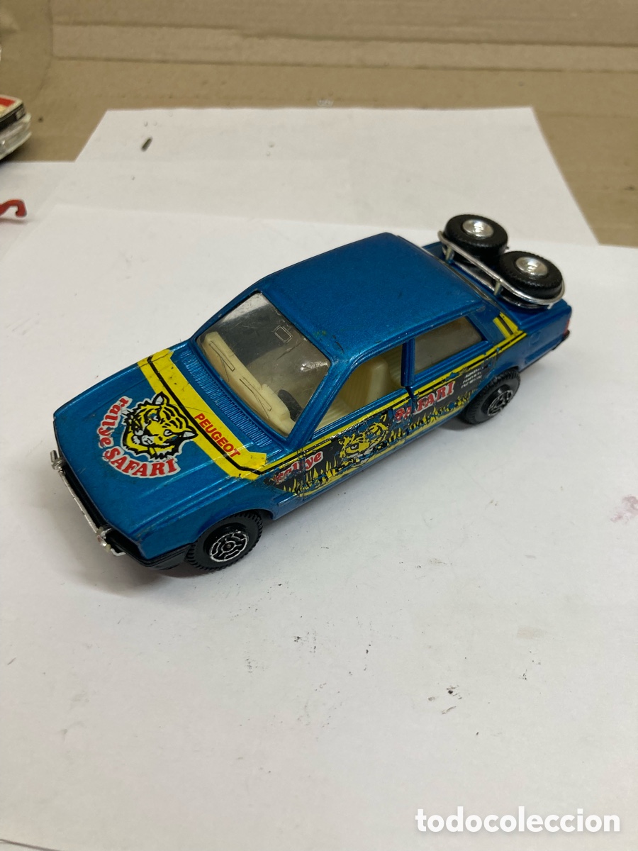 Coches a escala: Miniatura Peugeot 305 Rally, fabricado por la marca Guisval