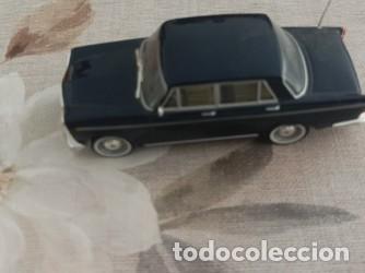 Coches a escala: Coche de juguete 1500 escala 1/43