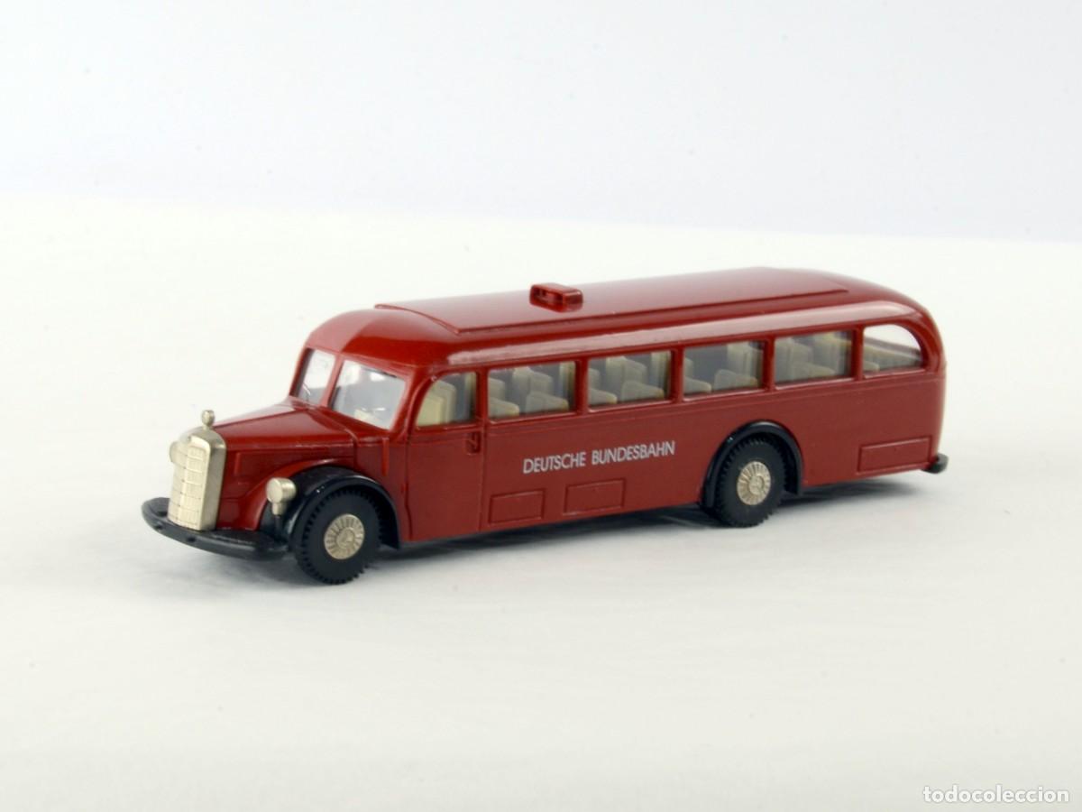 Coches a escala: Brekina Escala 1:87 H0 Autocar Mercedes Benz O5000 Deutsche Bundesbahn