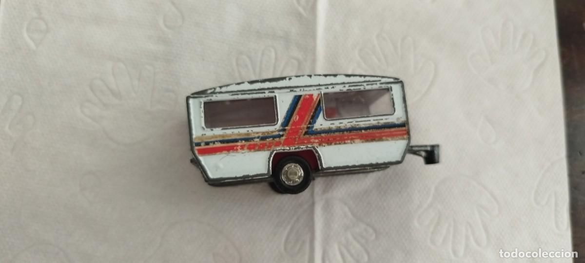 Coches a escala: Mini caravana Mira a&ntilde;os 80