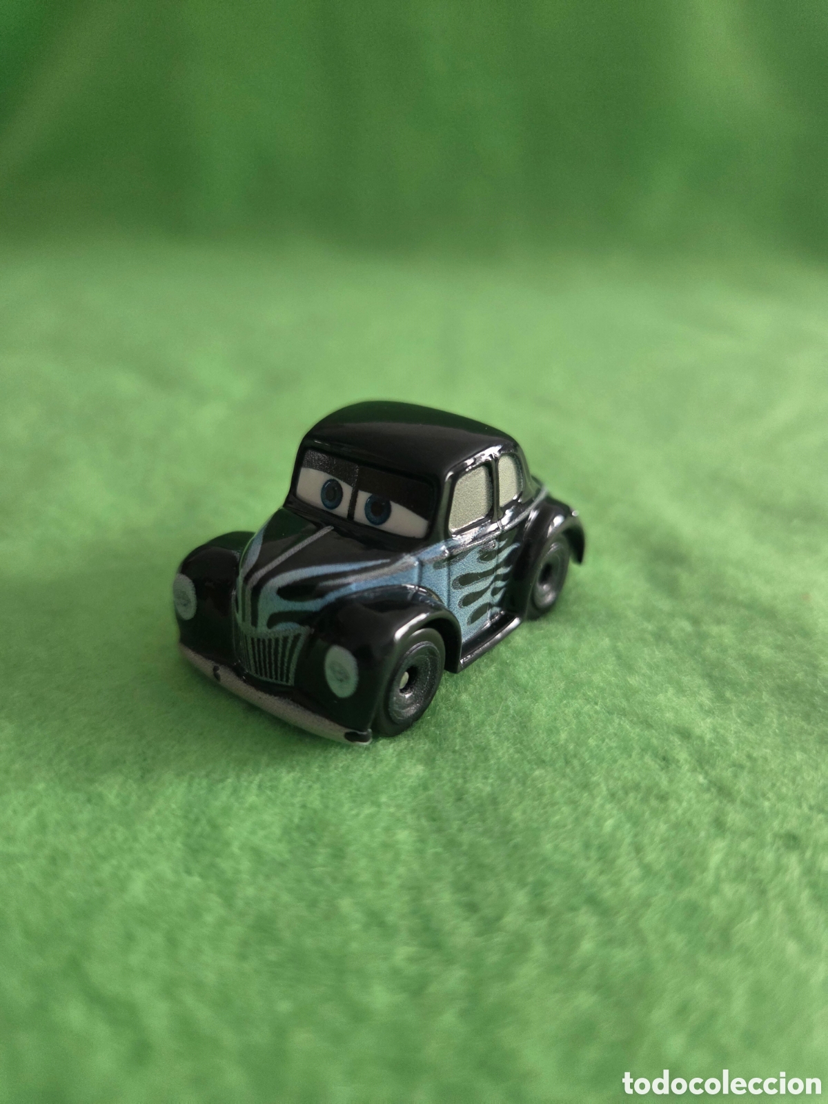 Coches a escala: Disney pixar cars mini racers hot rod junior moon mattel 2019