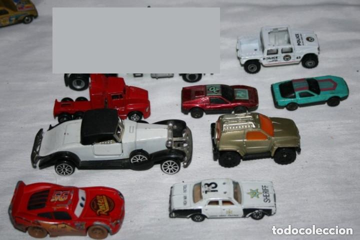 Auto in scala: LOTE DE 8 COCHES Y CAMIONES METALICOS DE JUGUETE