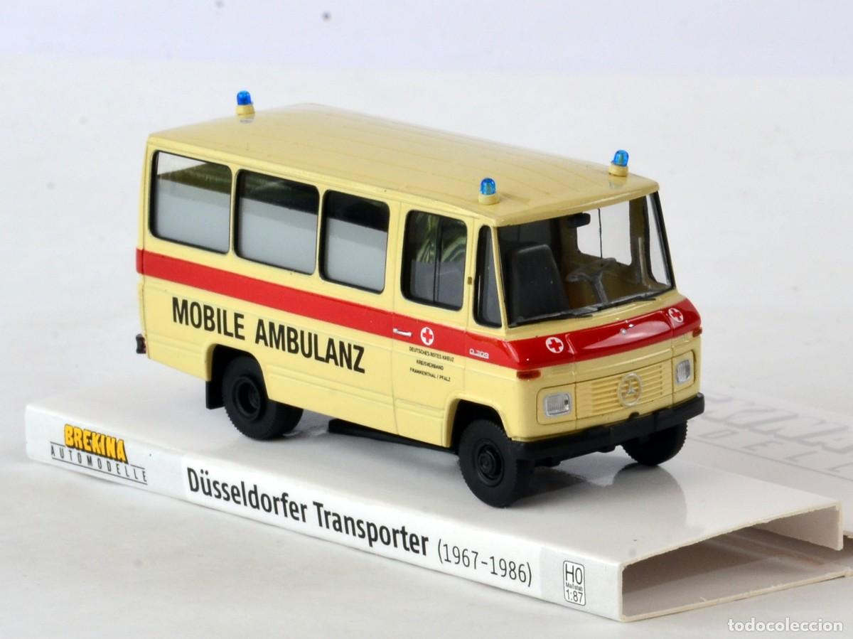 Coches a escala: Brekina Escala 1:87 H0 Mercedes Benz O309 Ambulancia DRK Impecable con Caja