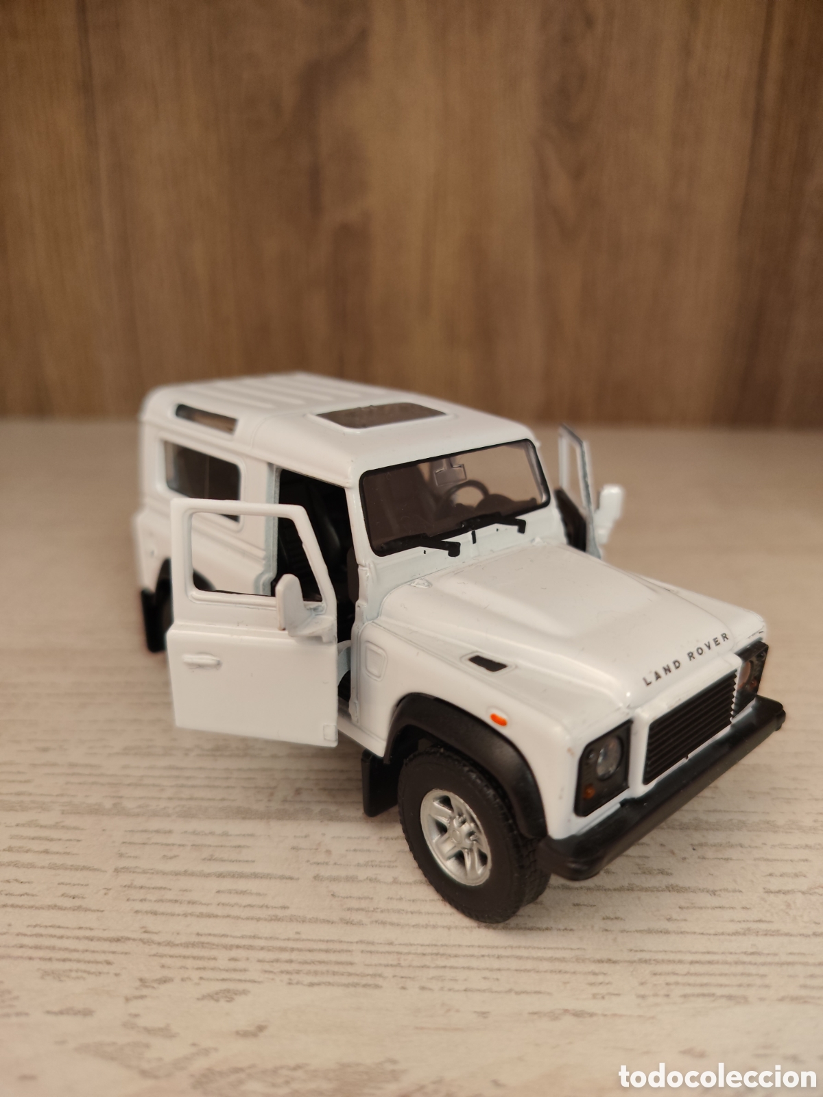 Coches a escala: LAND ROVER DEFENDER 88 - Foto 4