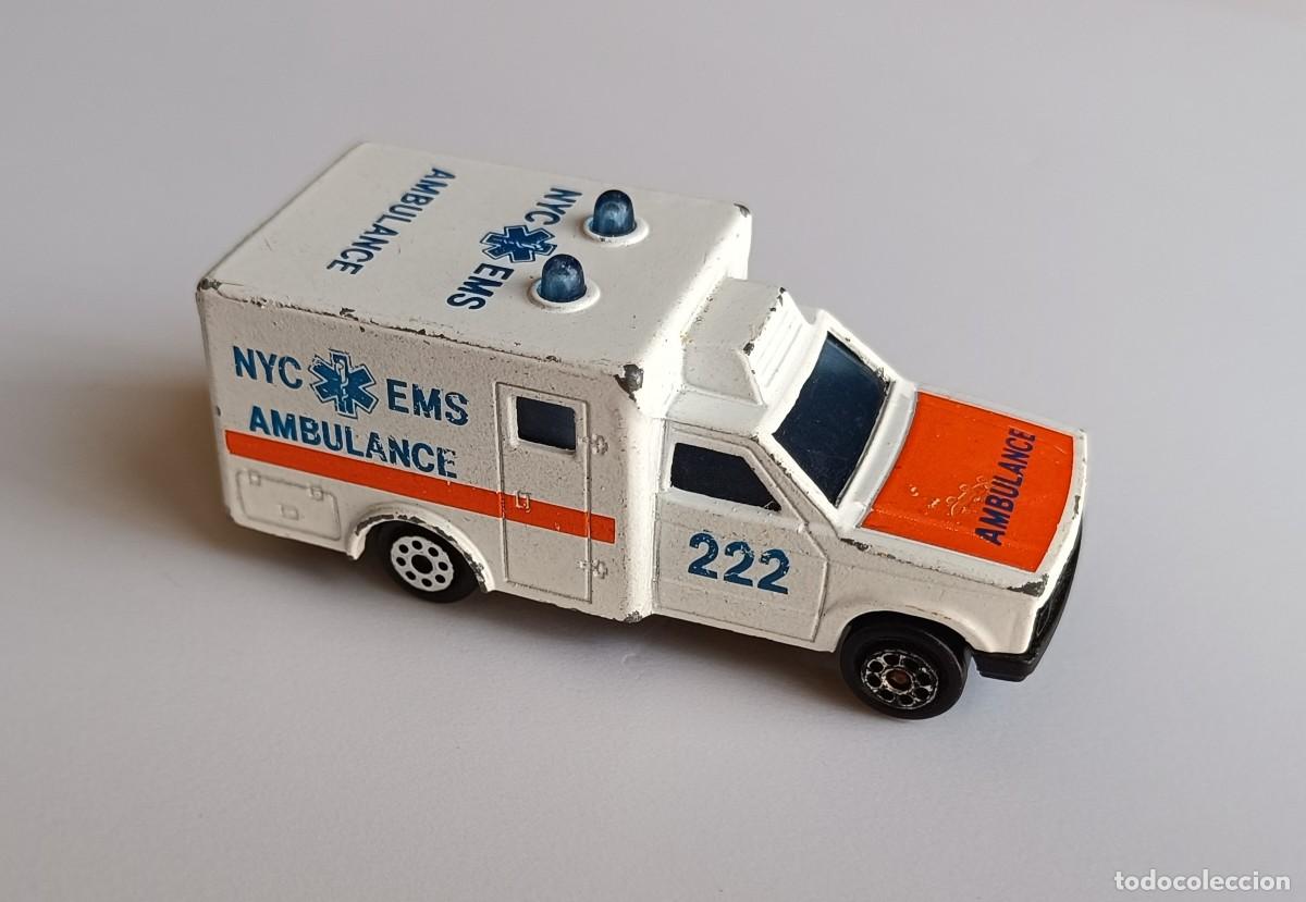 Coches a escala: MAJORETTE AMBULANCE N&ordm; 255 - ECH 1/60