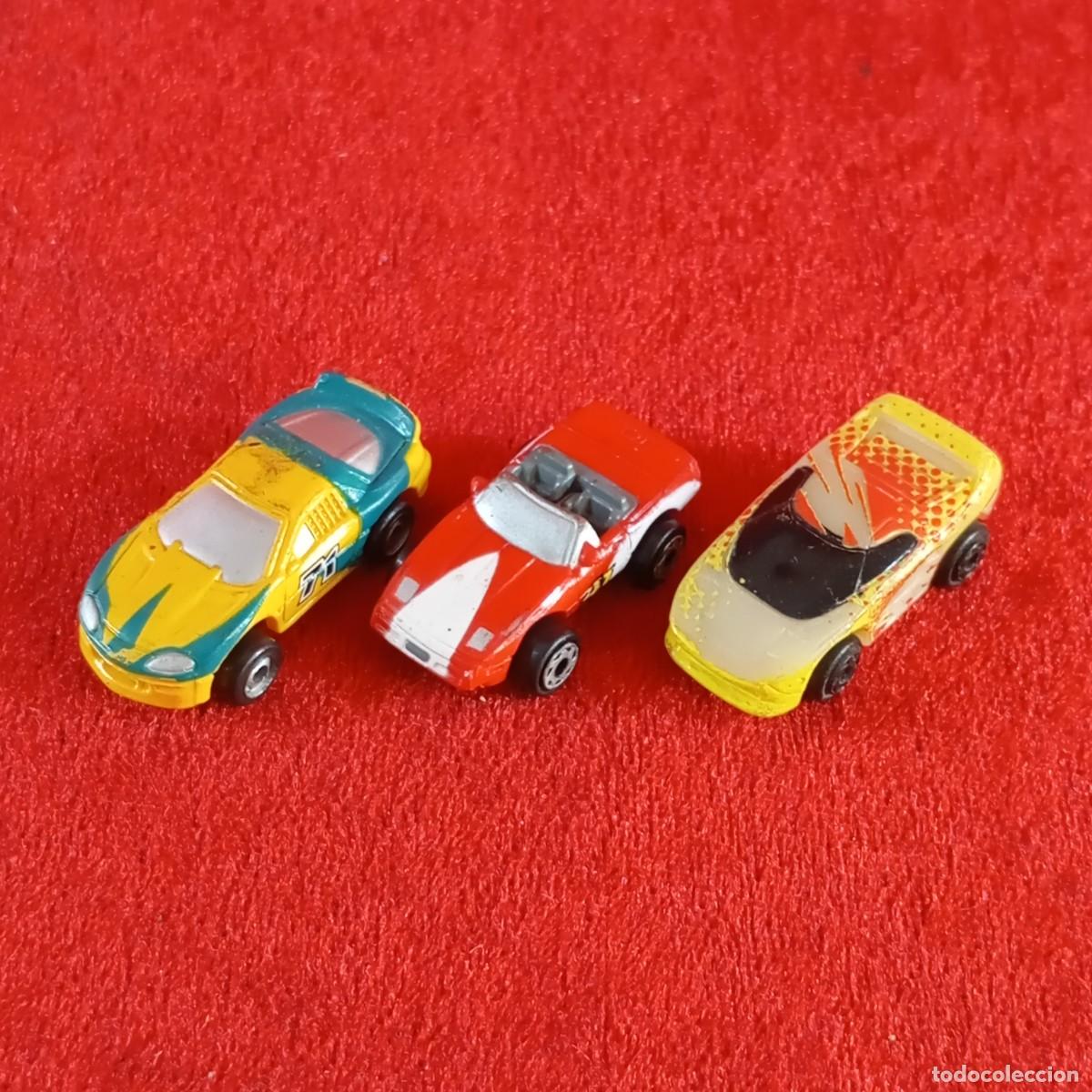 Coches a escala: LOTE 3 COCHE DE JUGUETE EN MINIATURA - LGT - COCHES DE CARRERAS - 3,5 X 1,5 CM / 2160