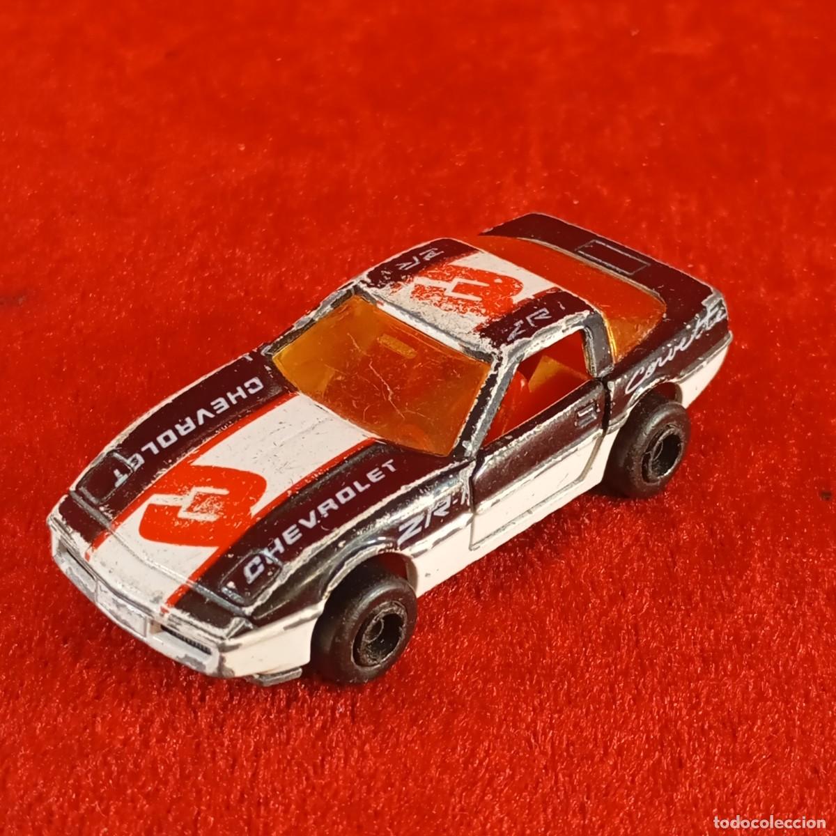 Coches a escala: COCHE DE JUGUETE EN MINIATURA - CHEVROLET CORVETTE - MAJORETTE - ECH 1/57 - N1 215 268 / 2178