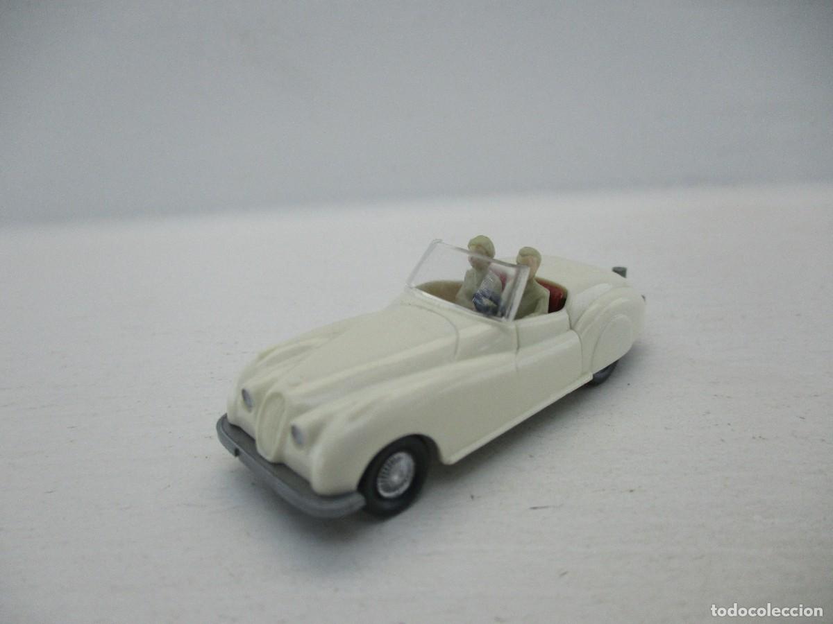 Coches a escala: COCHE ESCALA 1:87 REF B1