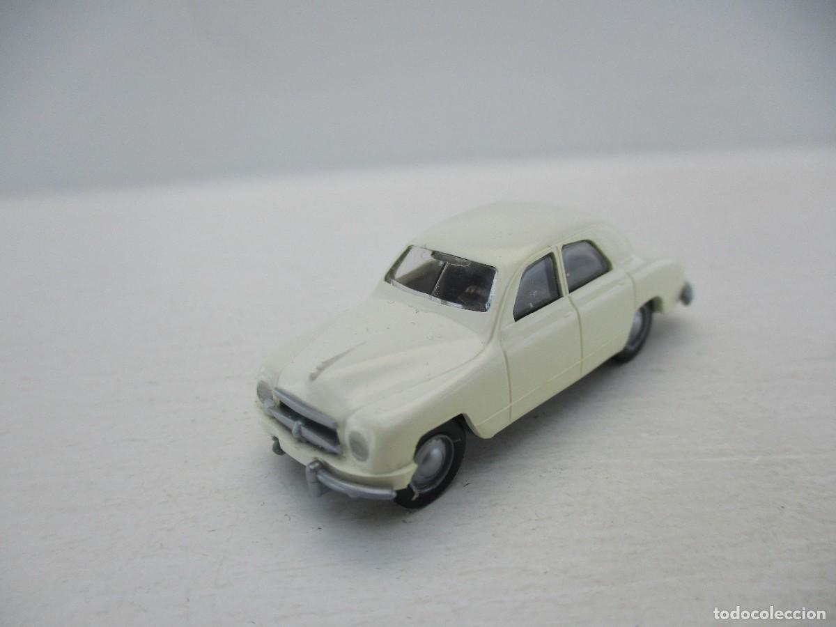 Coches a escala: COCHE ESCALA 1:87 REF B1