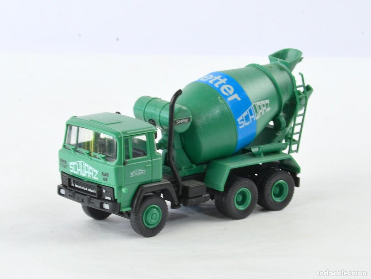 Coches a escala: Roco Escala 1:87 H0 Schwarz Bau Cami&oacute;n Hormigonera Magirus Deutz 310D