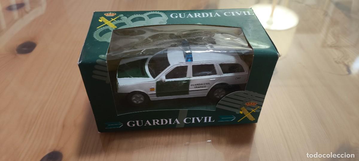 Coches a escala: COCHE GUARDIA CIVIL DE TRAFICO ESPA&Ntilde;A 062 , ATOSA