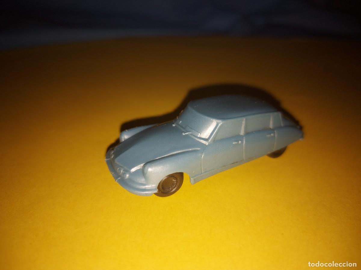 Coches a escala: COCHE CITROEN DS 19 PLASTICO PREMIUM DETERGENTE ESE, A&Ntilde;OS 60