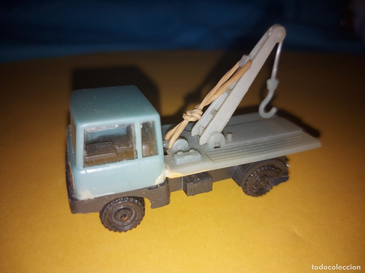 Coches a escala: CAMION GRUA , DE PLASTICOS ALBACETE