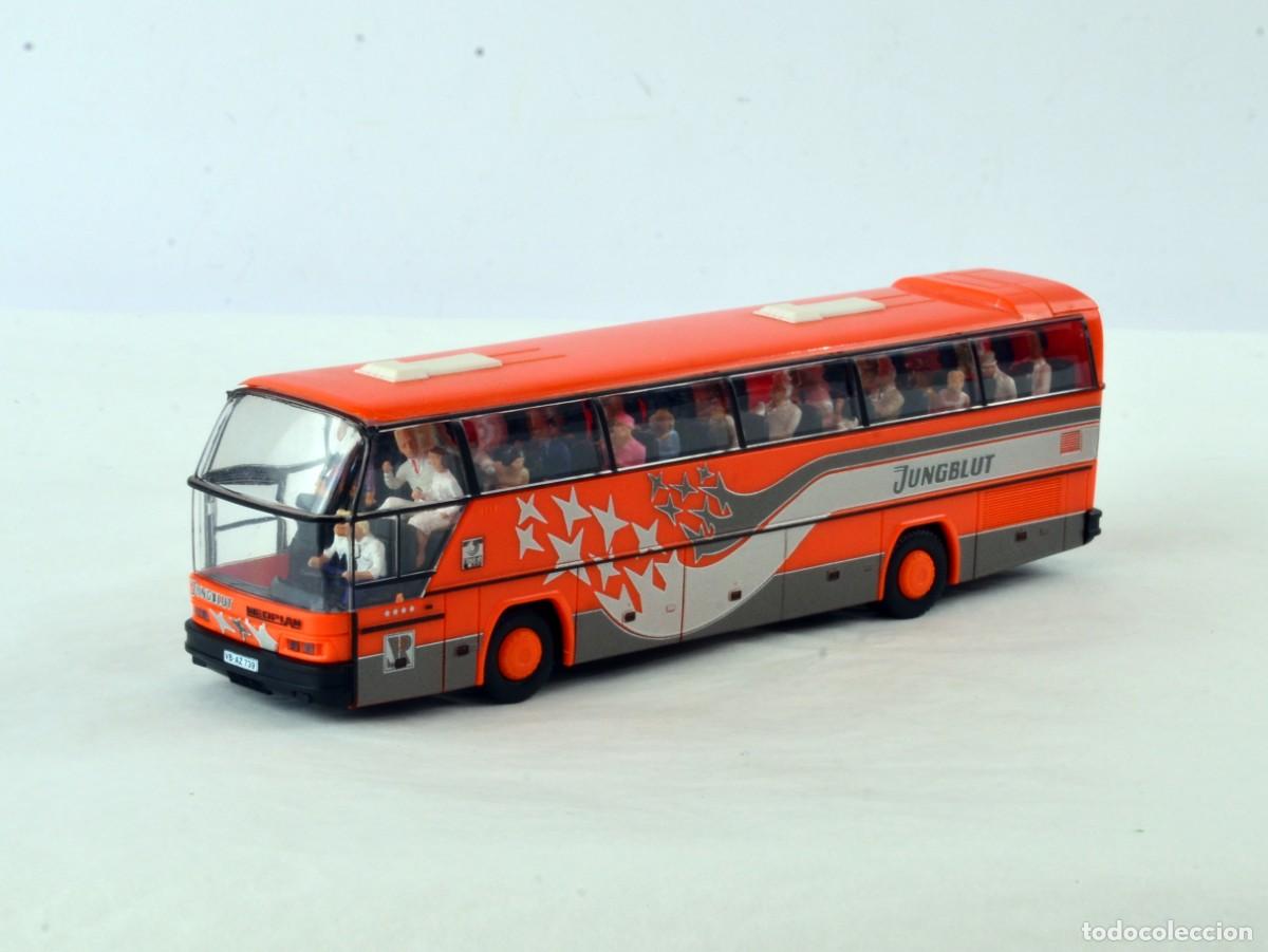 Coches a escala: Rietze Escala 1:87 H0 Autocar Neoplan Cityliner &rdquo;Jungblut&rdquo; con Pasajeros