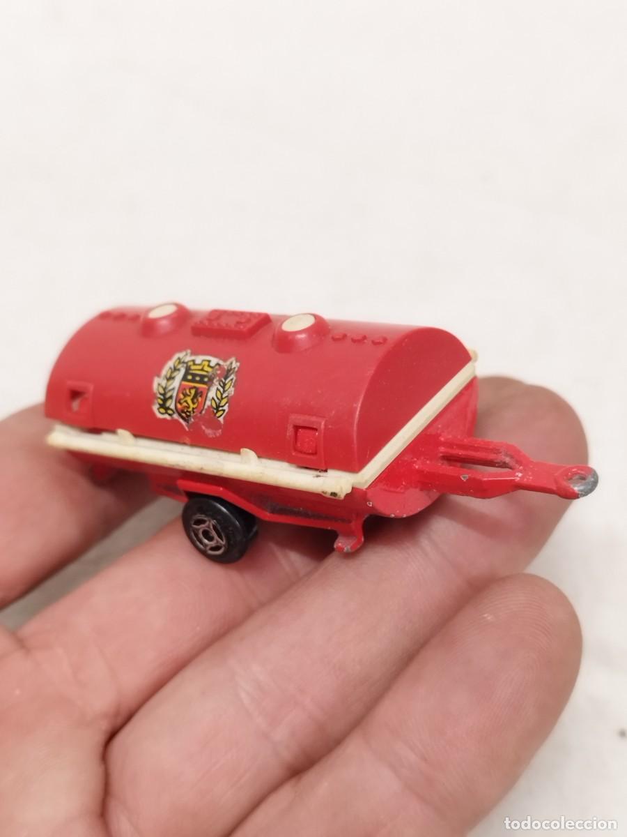 Coches a escala: Remolque cisterna de juguete Majorette. Para coche, camion, vehiculo.