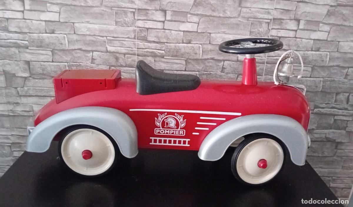 Coches a escala: Correpasillos Cami&oacute;n Bomberos Vintage metalico marca Baghera