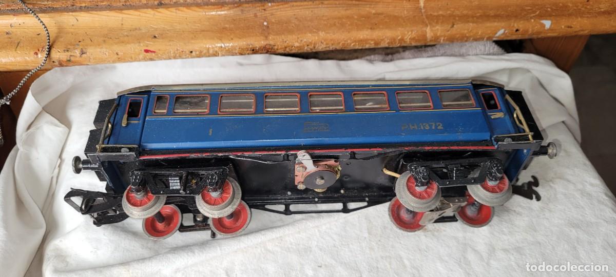 Coches a escala: Paya vago de viajeros azul escala 0