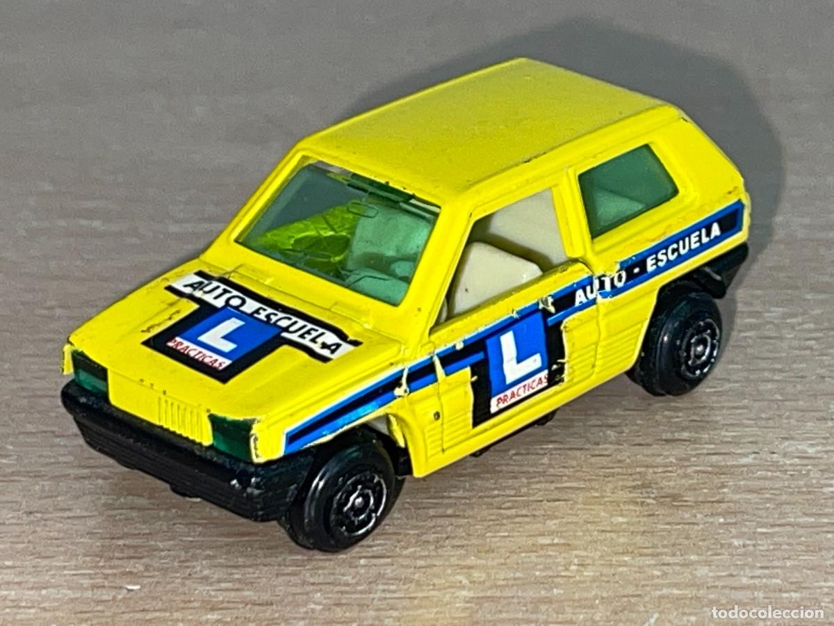 Coches a escala: Guisval coche SEAT Panda Auto-Escuela Pr&aacute;cticas N&ordm; 47 1/64 Made in Spain a&ntilde;os 80 die-cast metal 1:64