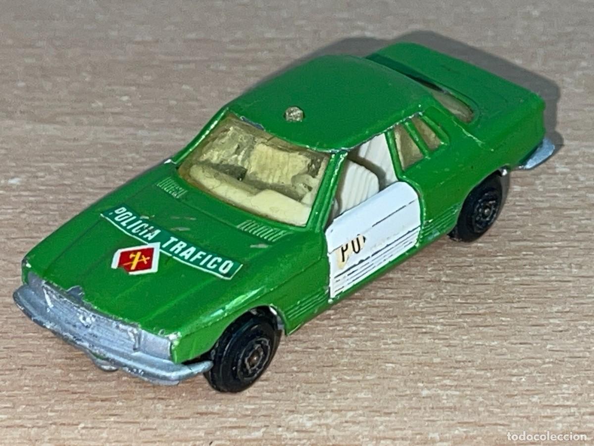 Coches a escala: Guisval coche Mercedes 350 SL Polic&iacute;a Tr&aacute;fico Guardia Civil N&ordm; 5 1/64 Made in Spain a&ntilde;os 80 die-cast