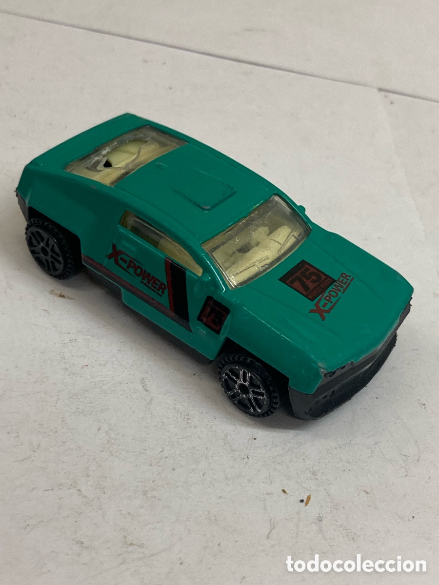 Coches a escala: Coche miniatura a escala 1:64, modelo &rdquo;X-Power World Rally Racer&rdquo; de color verde.