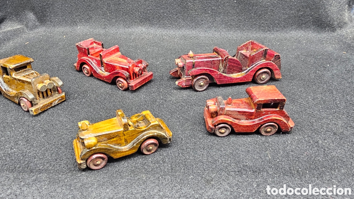 Coches a escala: Colecci&oacute;n de coches de madera