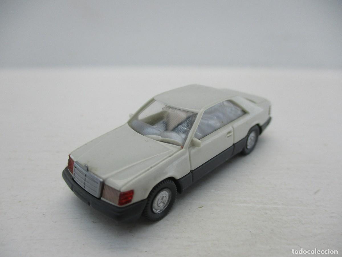 Coches a escala: COCHE ESCALA 1:87 REF DM