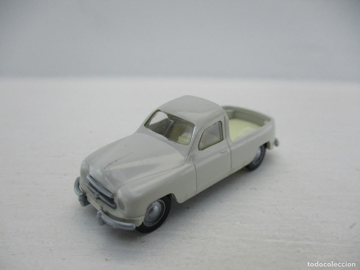 Coches a escala: COCHE ESCALA 1:87 REF DM