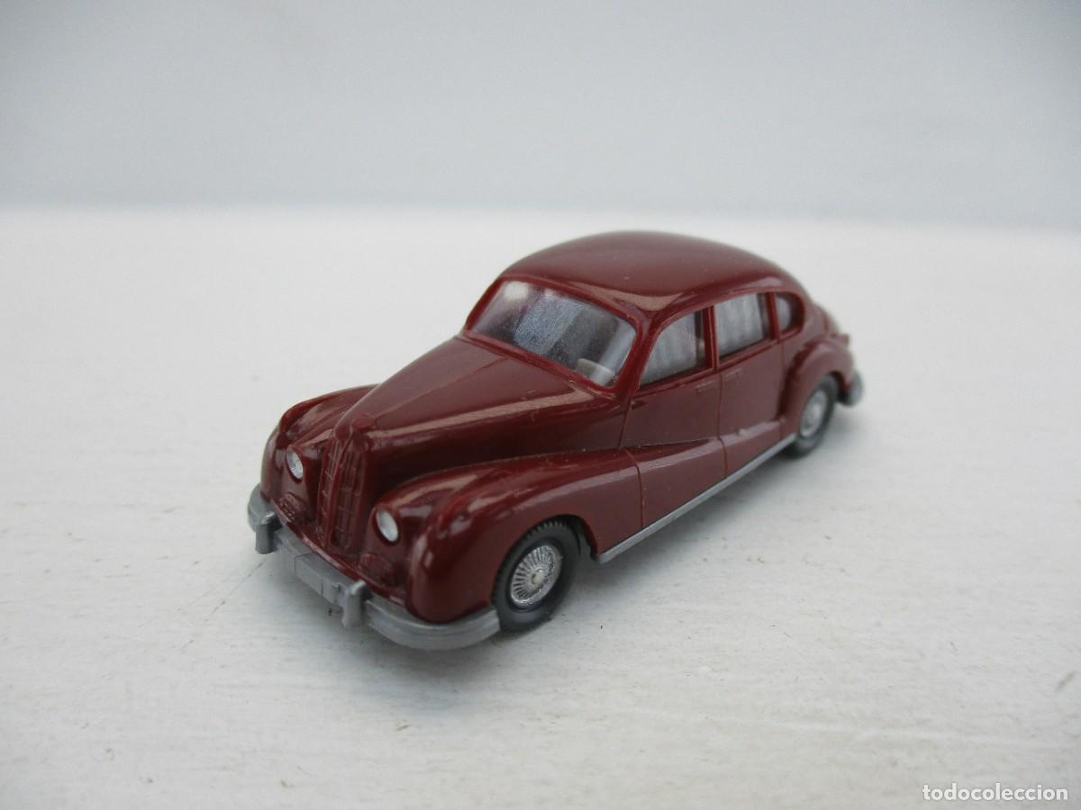 Coches a escala: COCHE ESCALA 1:87 REF DM