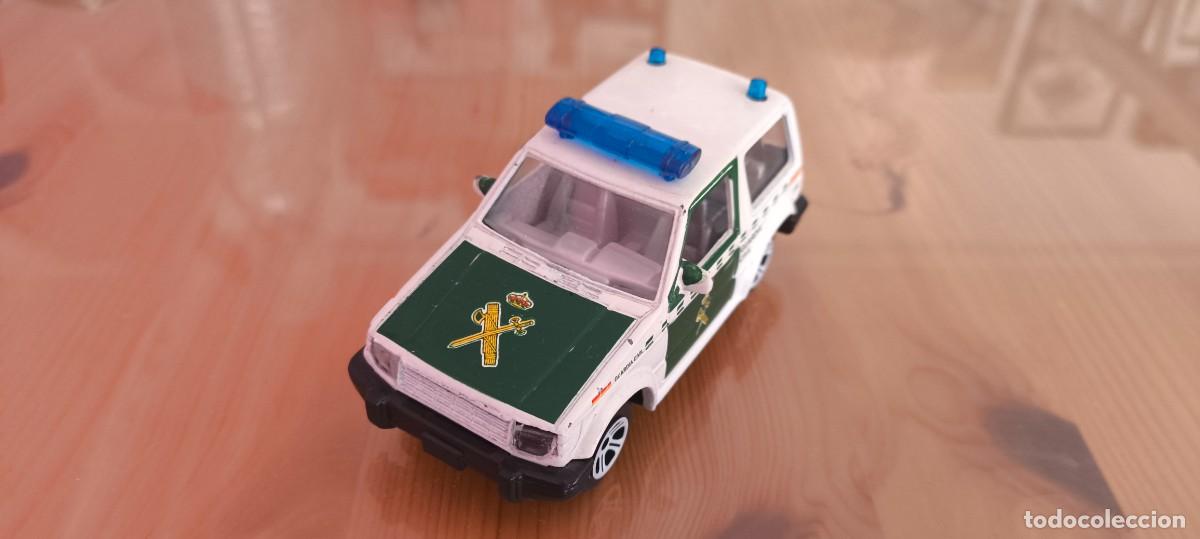 Coches a escala: COCHE TODOTERRENO GUARDIA CIVIL , MITSUBISHI MONTERO , GUISVAL