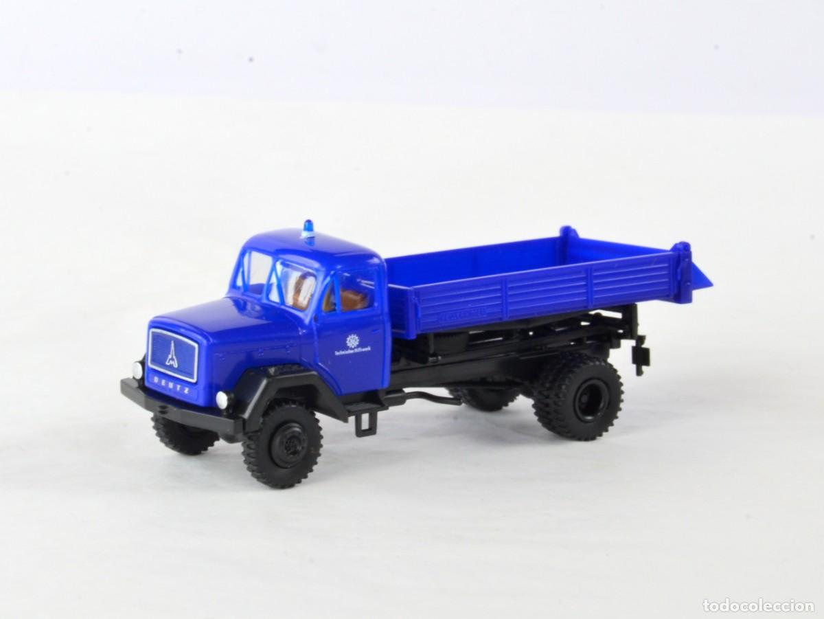 Coches a escala: Brekina Escala 1:87 H0 Cami&oacute;n Magirus Deutz Saturn THW Protecci&oacute;n Civil Impecable con Caja